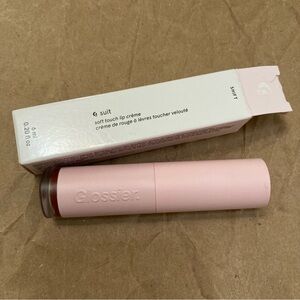 Glossier lips